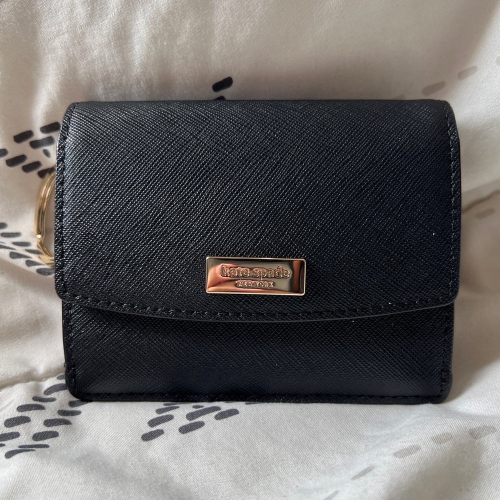 Kate Spade Laurel Way Petty Keychain Wallet